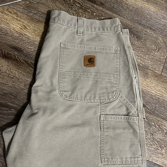 Men’s Carhartt Pants - Picture 4 of 7